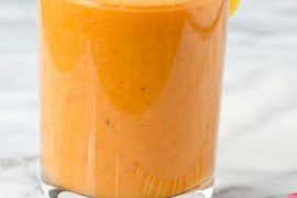Delicious Pineapple Nutmeg Detox Smoothie