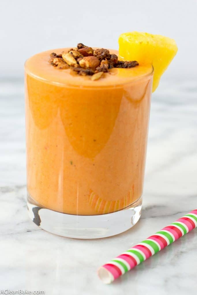 PIneapple Nutmeg Detox Smoothie #vegan #glutenfree #paleo #whole30