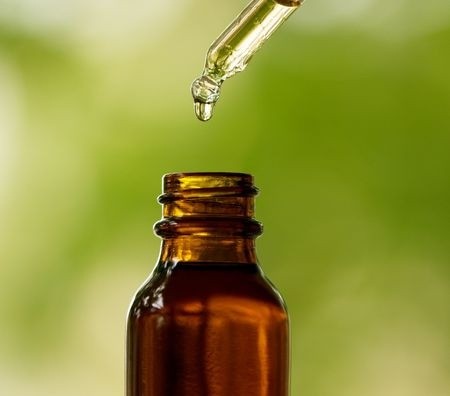 10 Natural Remedies to Smooth Acne Scars