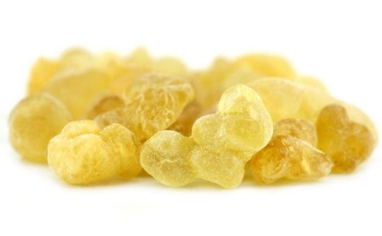 https://naturalmedicinebox.com/wp-content/uploads/2015/06/Frankincense.jpg